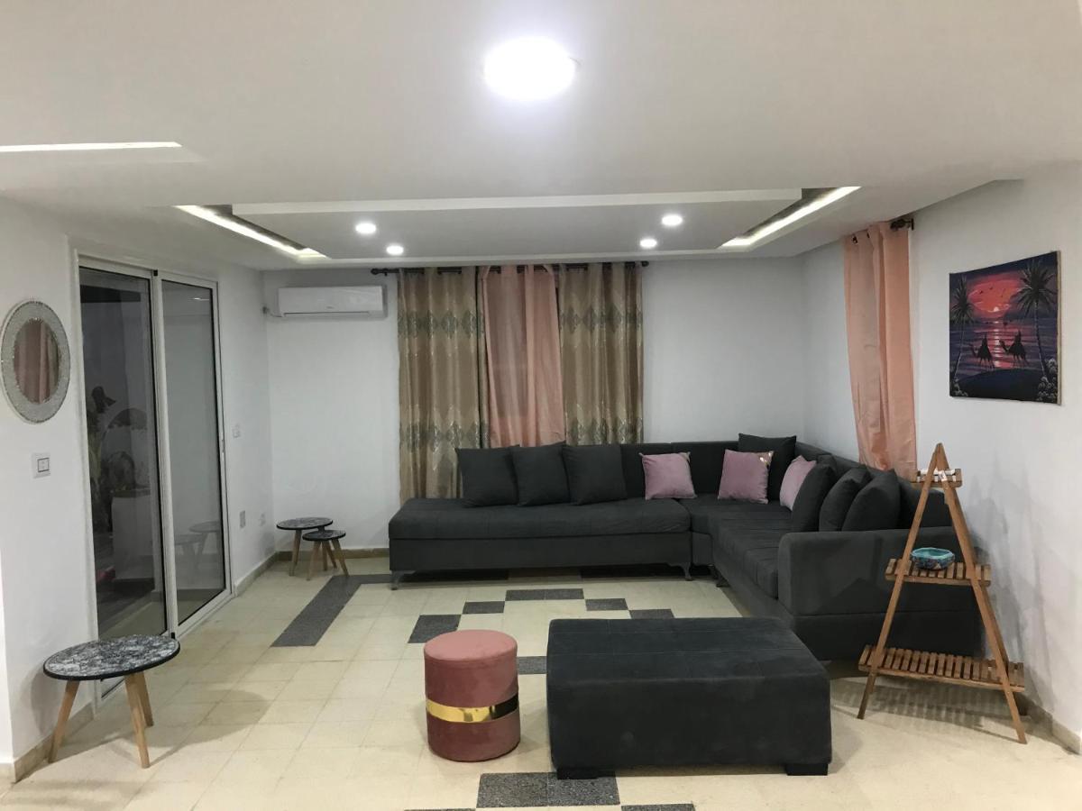 הוילה Aghīr Dar Slima מראה חיצוני תמונה